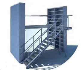 entreplanta con escalera y barandilla